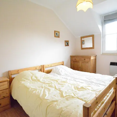 Villa Spacious Villa Near Lesse *