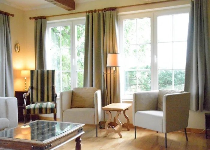 Spacious Villa Near Lesse * Daverdisse